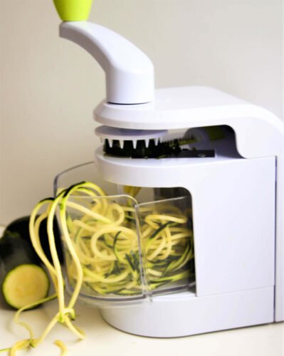 spiraliser and spiralised courgettes