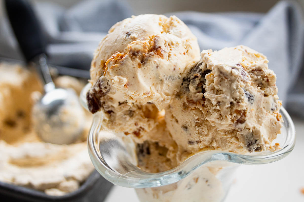 Easy Mincemeat Ice cream – No Churn