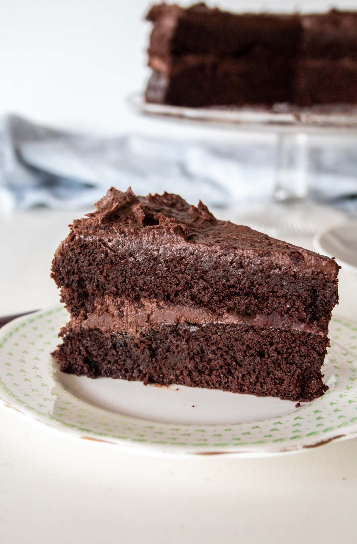 Almond Flour Chocolate Cake – Low Sugar