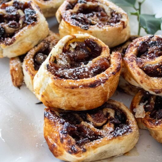 Puff Pastry Mincemeat Pinwheels